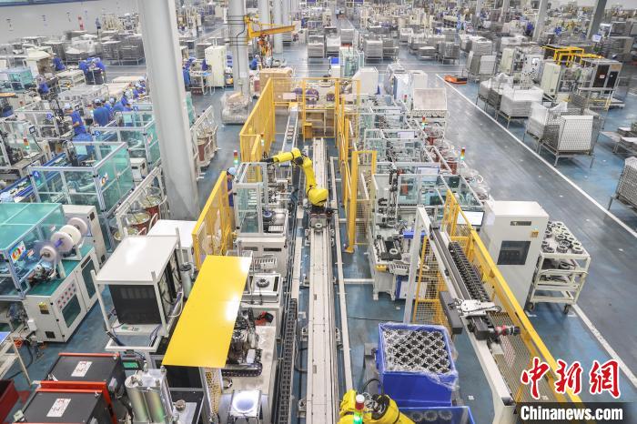 (高质量发展调研行)探访江西南昌海立电器智慧工厂 信息化与自动化