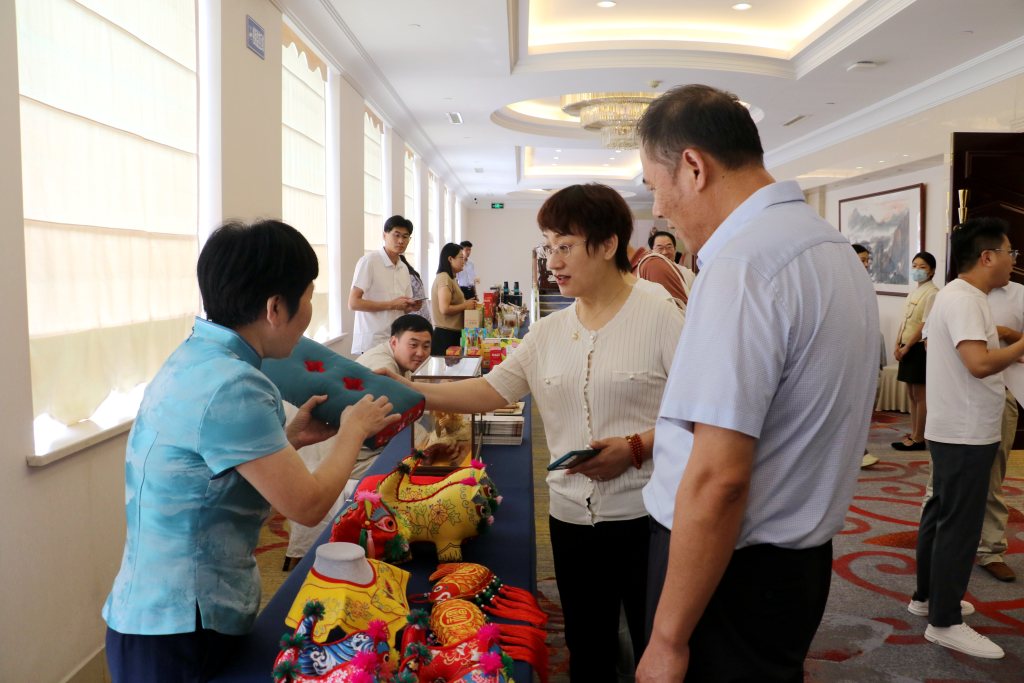 莒南文化旅游暨招商(青岛)推介会成功举办-齐鲁晚报网