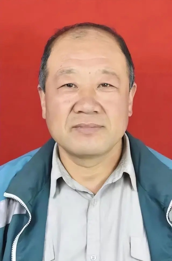 山东好人：一道绿色背影，35年往来坚守