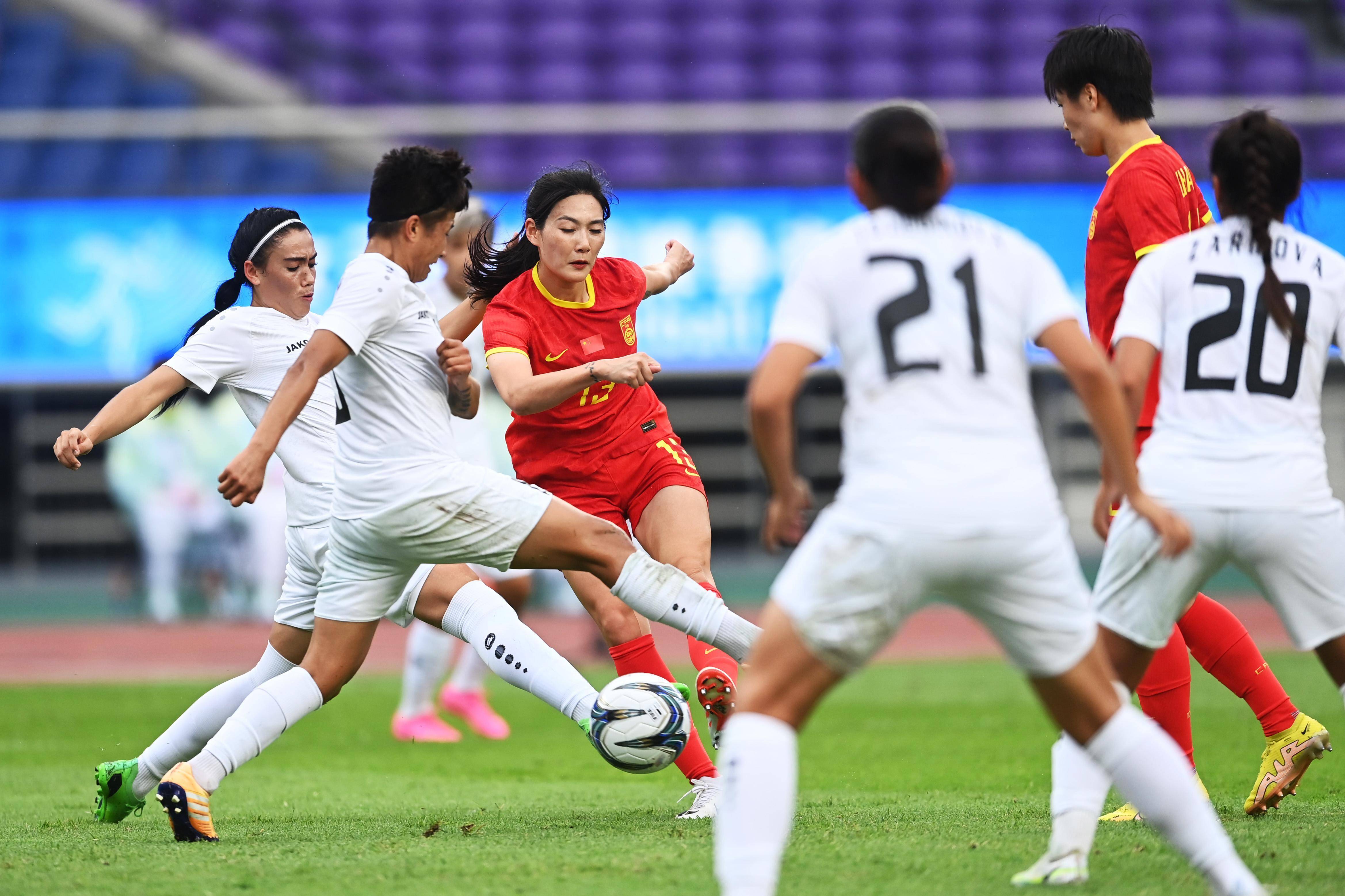 【杭州亚运会】广东球员陈巧珠独中两元,中国女足大胜乌兹别克斯坦队