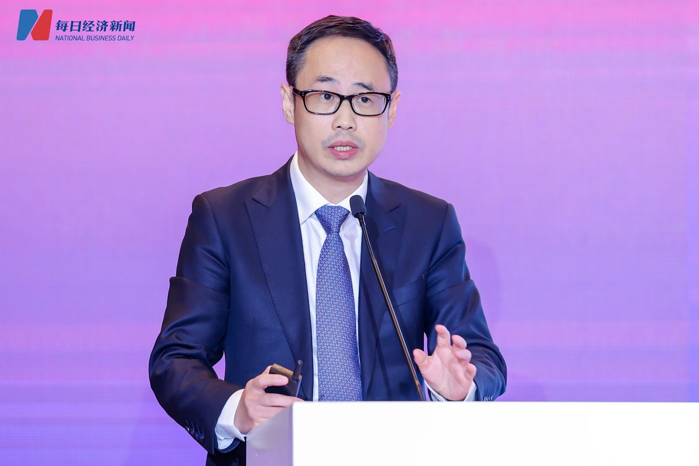 工银国际首席经济学家程实:2024年全球经济将呈现"三大特征",消费筑基