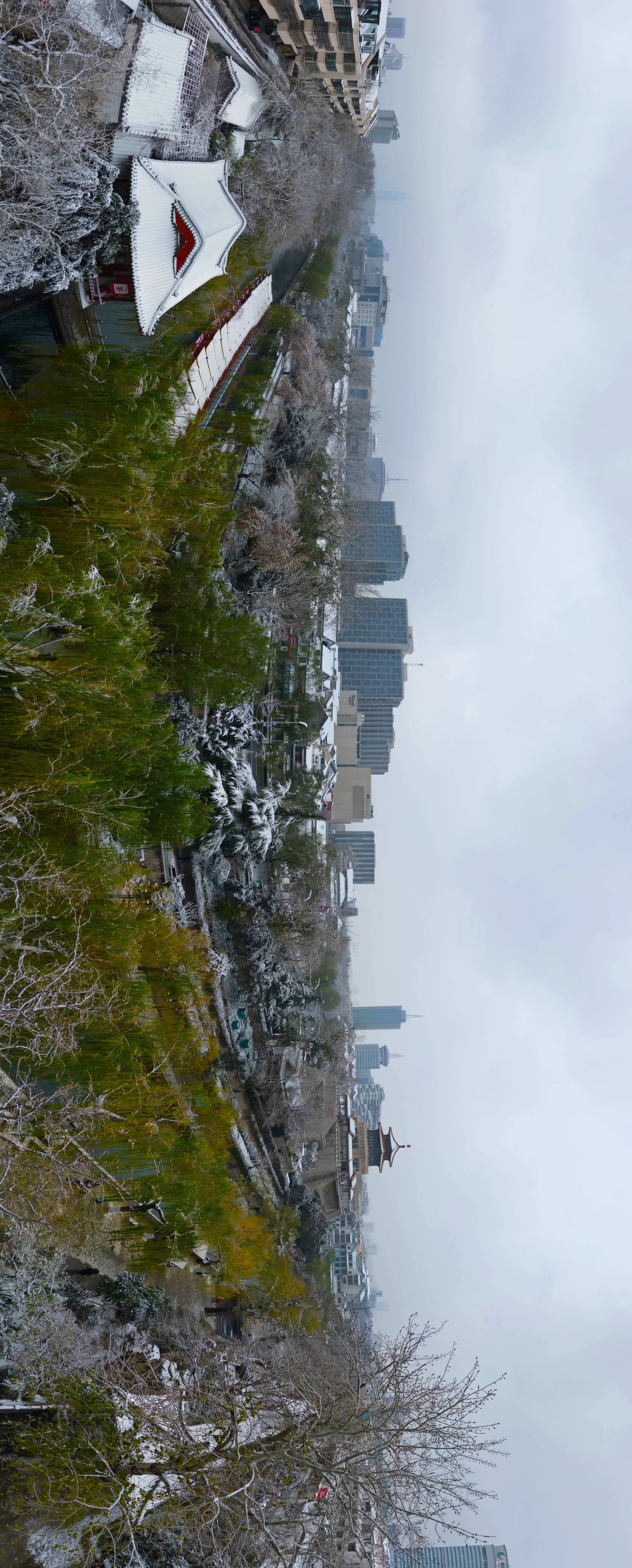 一组值得横屏观看的雪景长图!