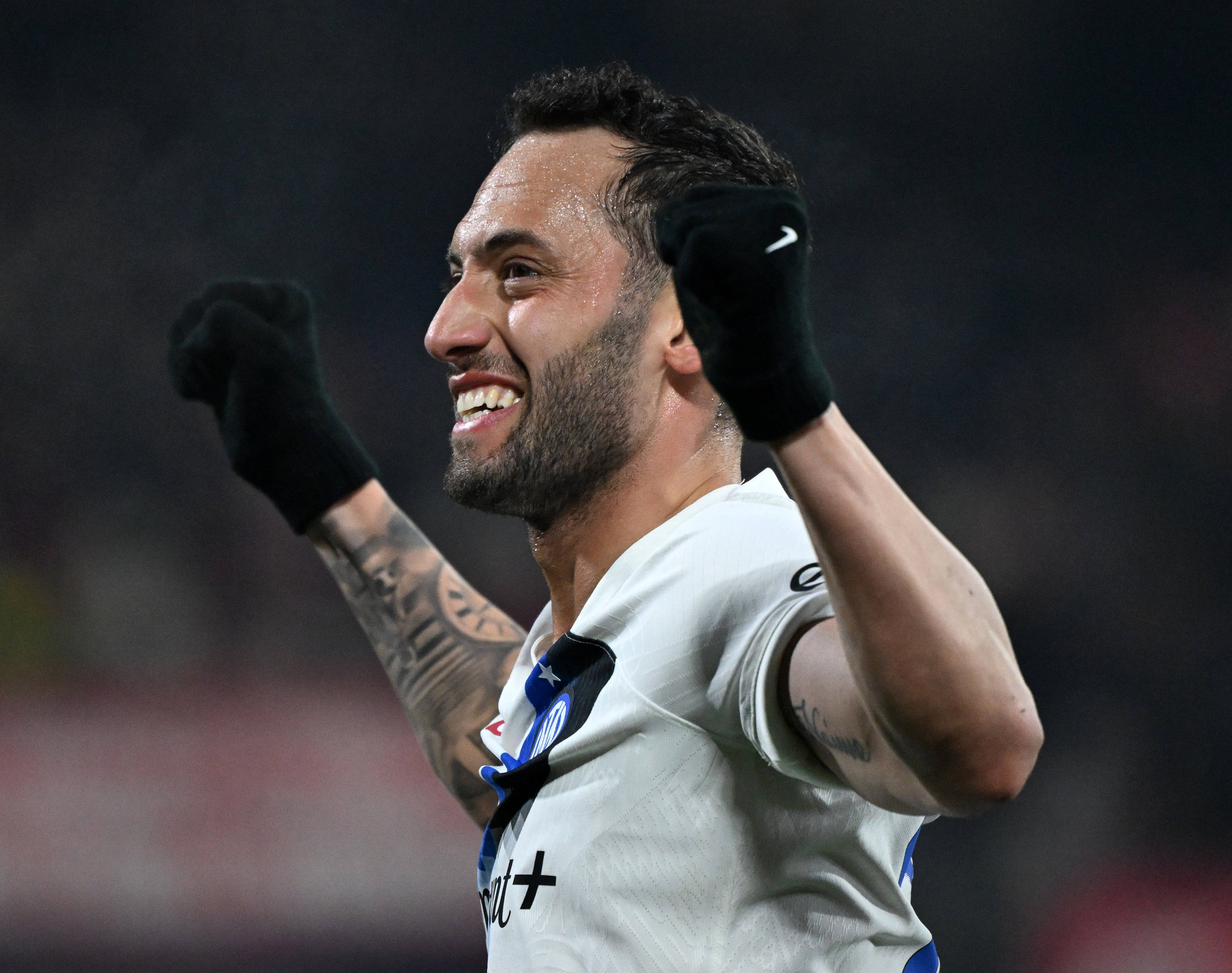 【意甲】劳塔罗和恰尔汗奥卢皆双响,国米大胜蒙扎继续领跑