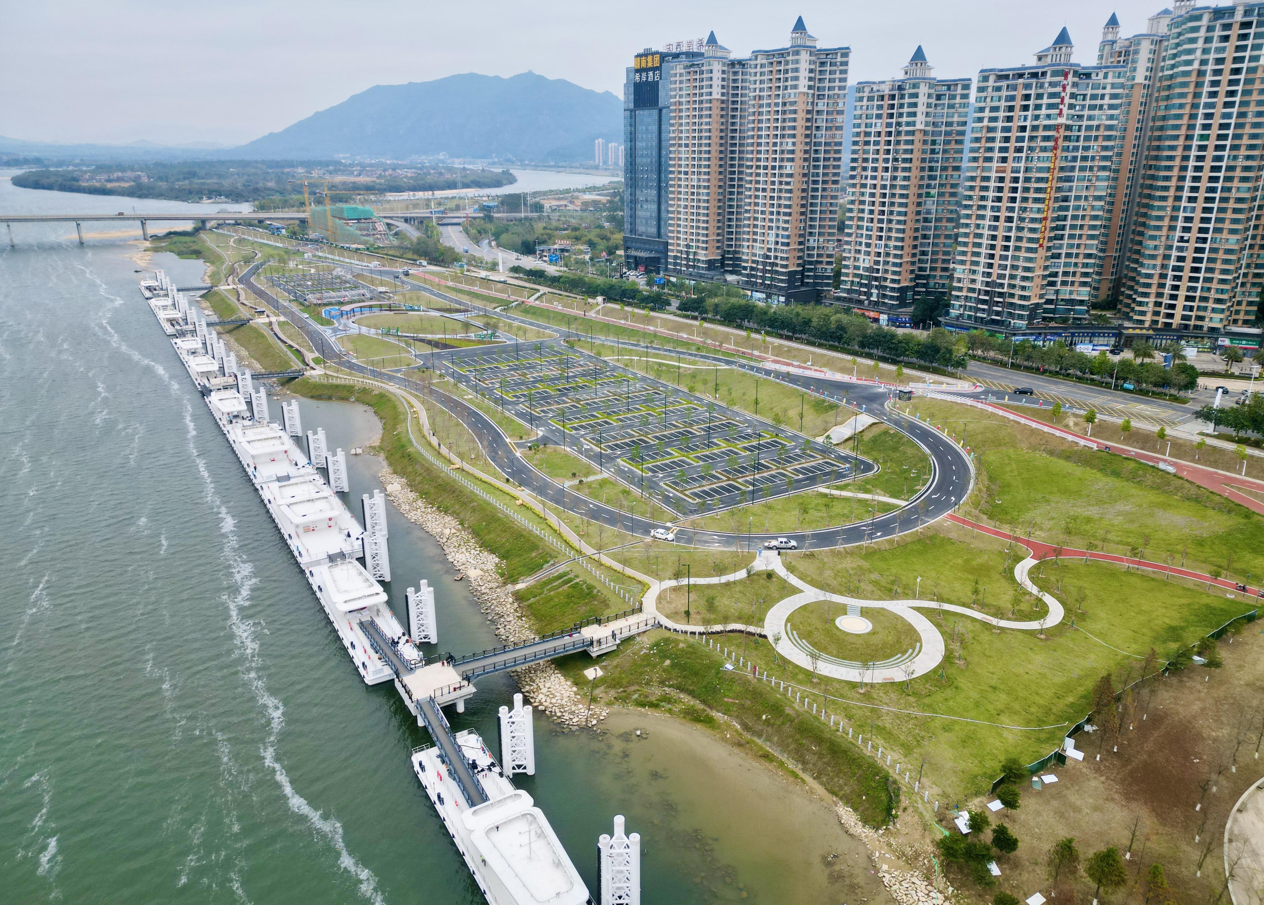 北江新地标!清远旅游客运码头交工验收
