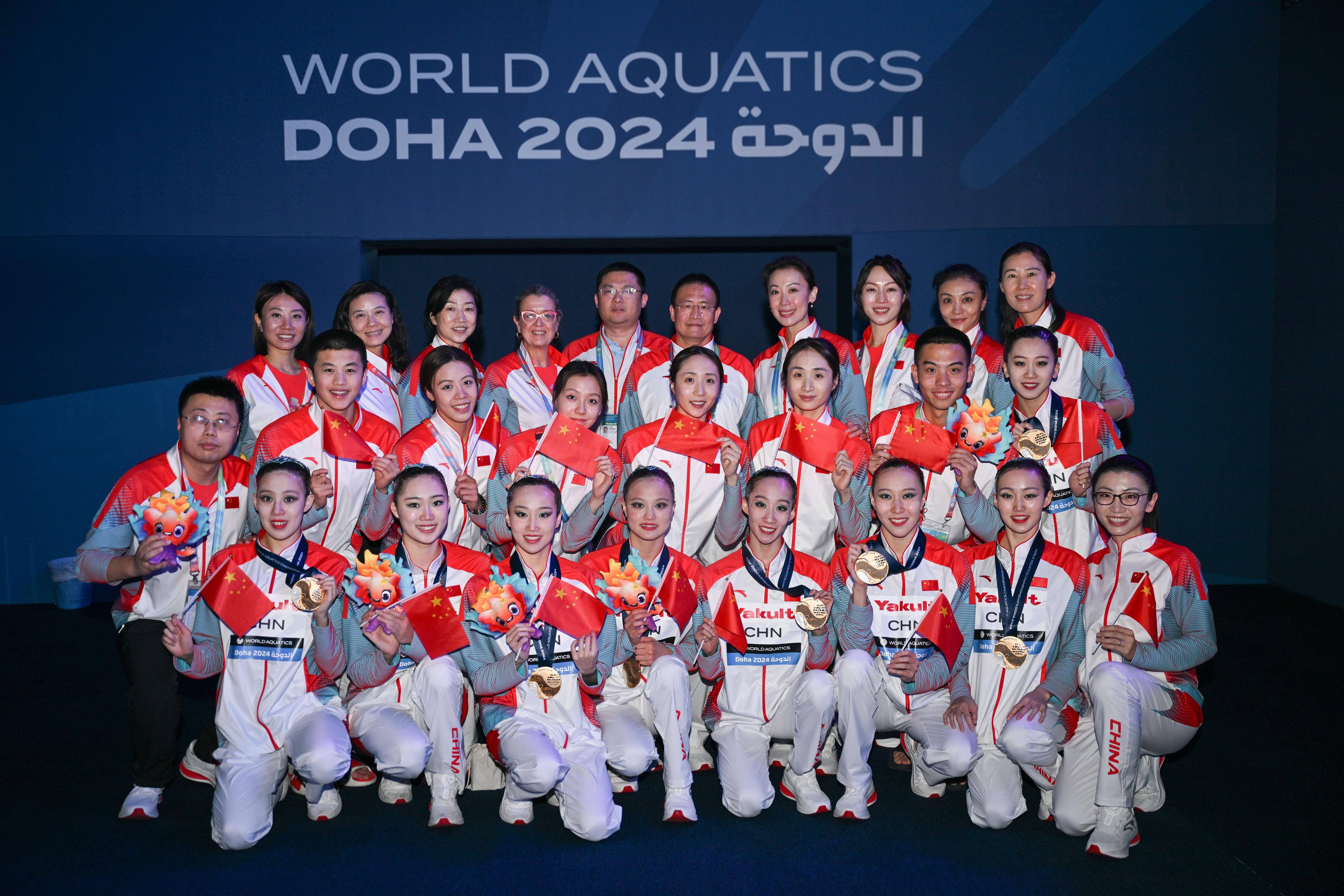 中国队获游泳世锦赛花样游泳集体自由自选冠军