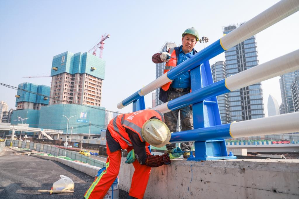 高质量发展开门红重庆黄桷沱长江大桥金凤隧道等重点项目复工