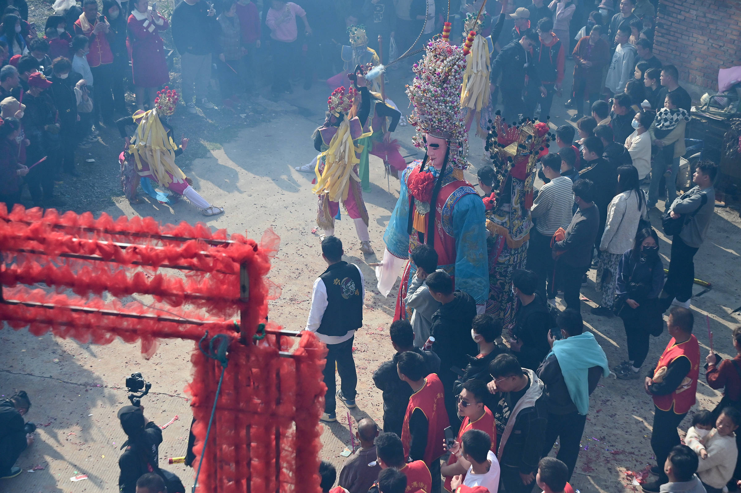 福建长乐"游神"习俗,村里青少年渐成队伍中的主力军
