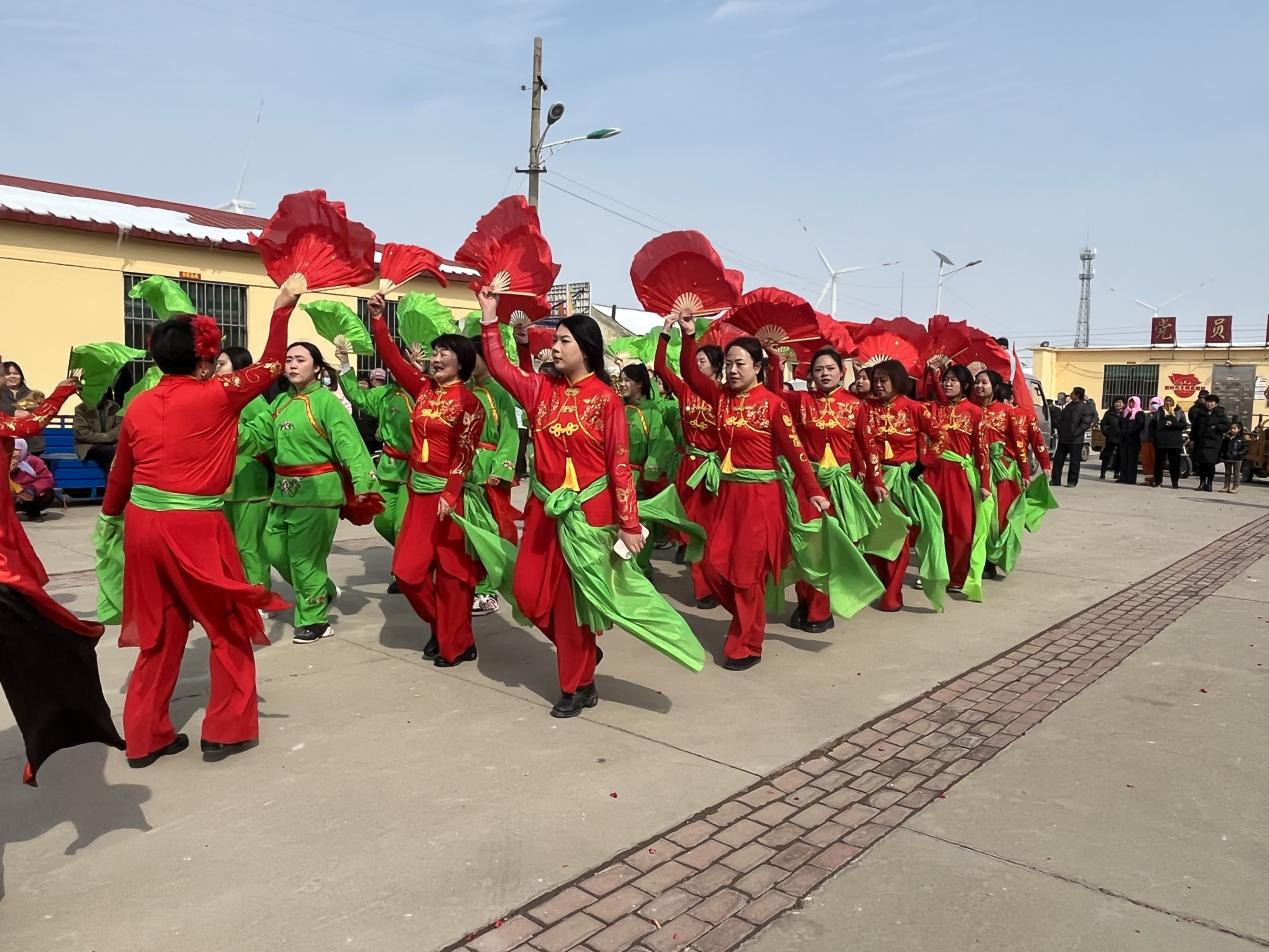 太平镇翟庄子村67打起锣鼓扭起舞欢天喜地闹元宵