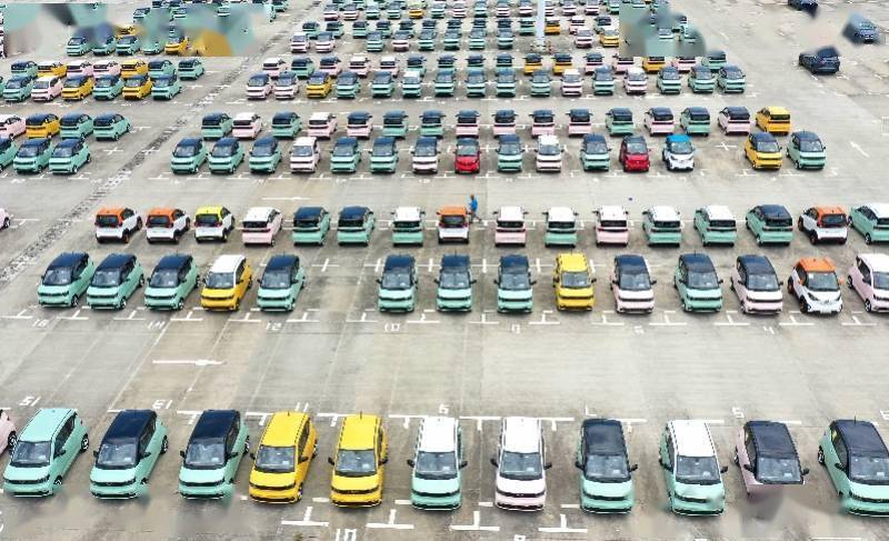 两会代表委员建言促消费文娱旅游智能家居出行等有利好