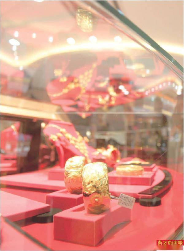 多家金企欲上市