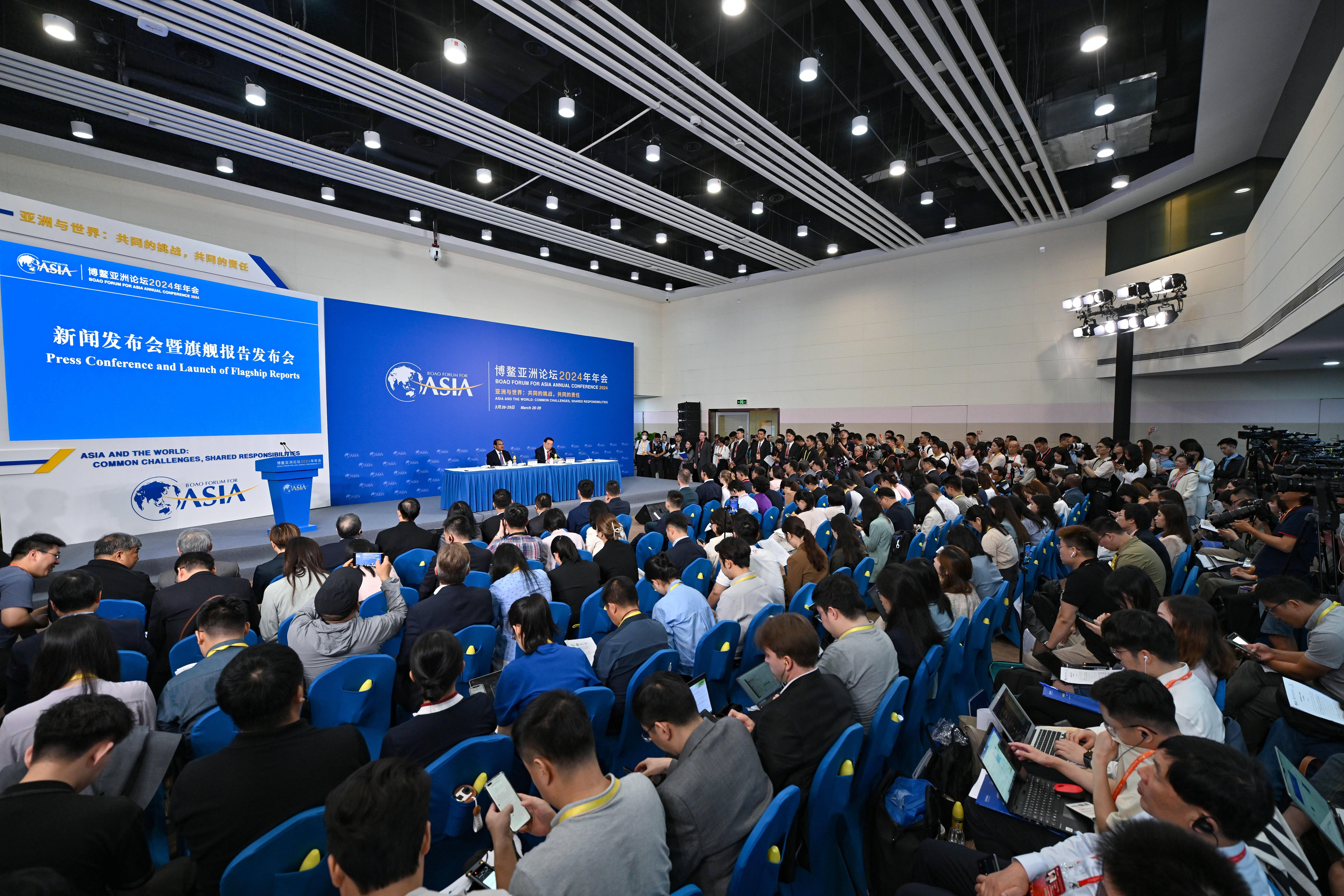 新闻发布会主持人的职责(新闻发布会的主持人,发言人应注意哪些事项)