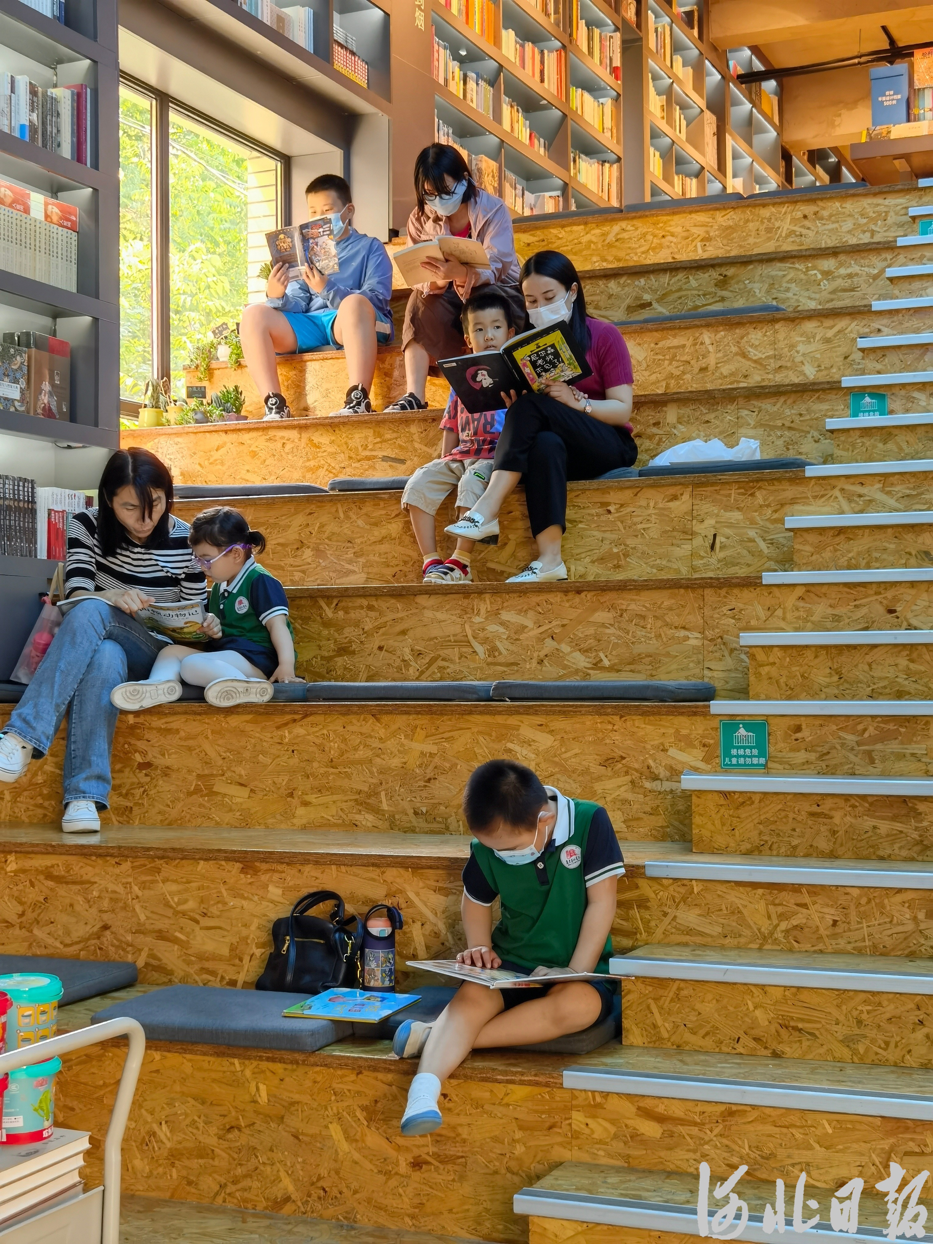 直隶尚书房半亩方塘店张家口市崇礼区图书馆建筑面积5414平方米藏书