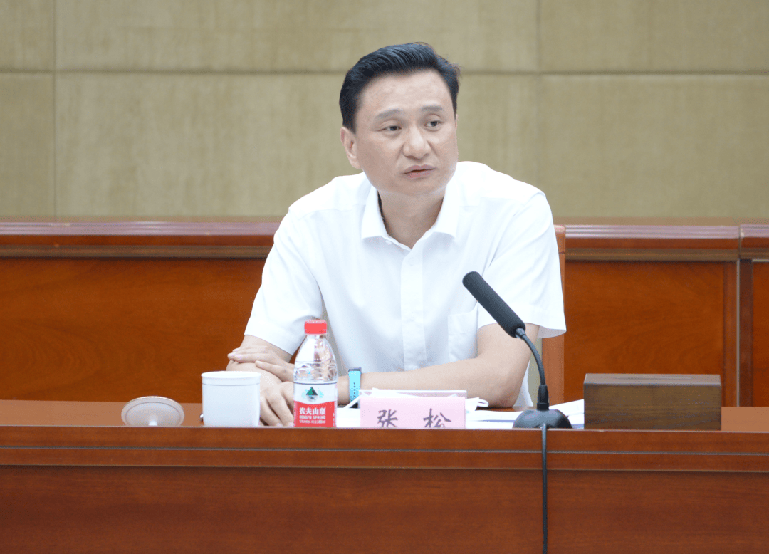 上述信息显示,张松已担任深圳市宝安区委副书记,区纪委书记,区监委