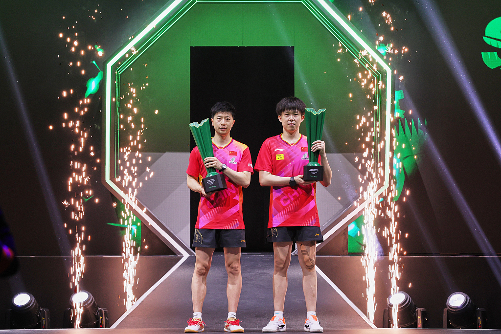 体坛联播姆巴佩自宣离开大巴黎,德约科维奇开门红后出意外