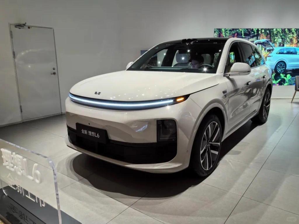 造车新势力5月销量出炉!理想突破3.5万辆居首,蔚来极氪亦创新高