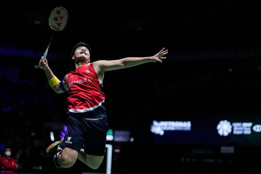 创造历史!华南师大学子梁伟铿巴黎奥运羽毛球男子双打摘银