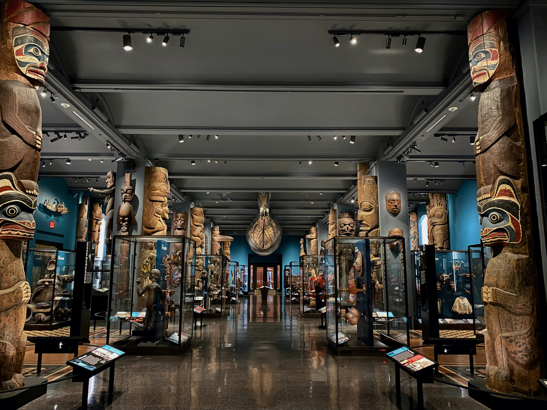 专访薛茗谈人类学博物馆的灵韵与人类学家的手艺