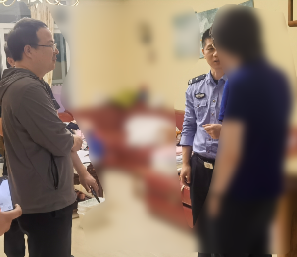 银行取现150万元准备交给业务员，民警上门劝阻4小时“叫醒”受骗人