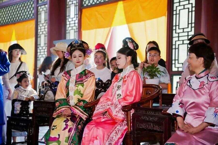 点燃暑期档  暑期档电影取景地打卡地图旅游攻略，请查收→