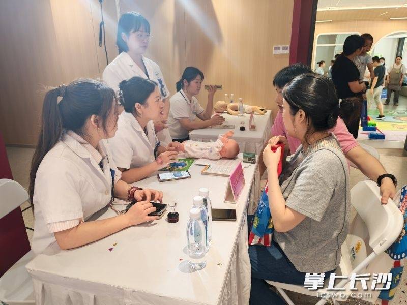 打造15分钟托育圈 长沙普惠性托位近八成