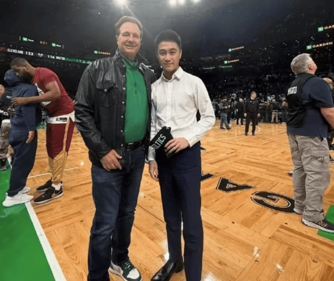 大消息！何猷君入主NBA凯尔特人队，成为联合老板，球队估值61亿美元