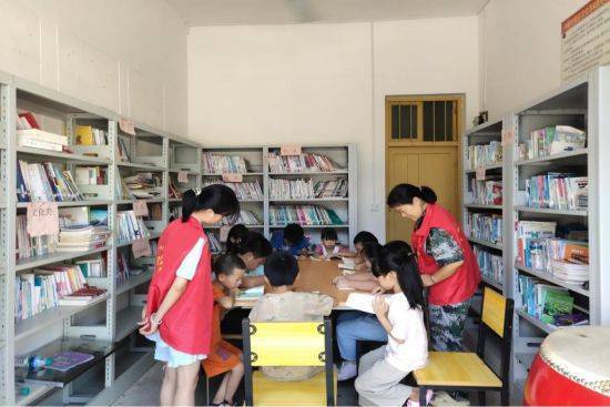“守护童心” 让留守儿童开出“幸福花”