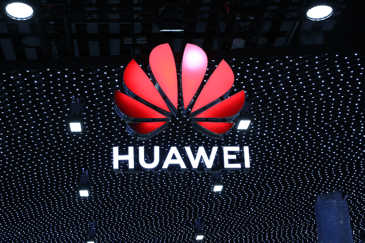 华为上半年营收4270亿元，研发投入高达近970亿元