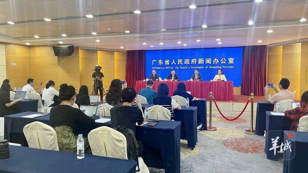 聚焦AI、生物医药等热点产业，第三届粤港澳大湾区发展工商大会将举办四场平行研讨
