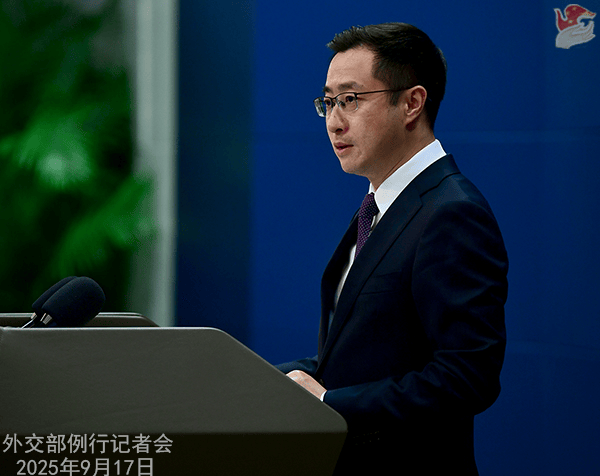 外交部回应迪士尼等起诉一家中国人工智能公司