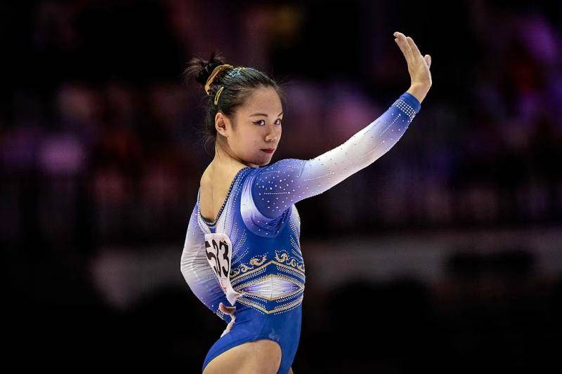 体操世锦赛张清颖女子全能摘铜 给自己打95分