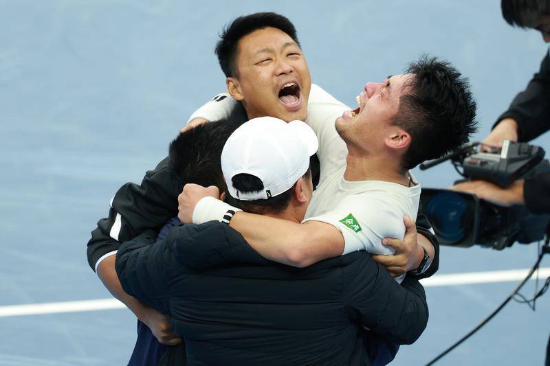 全运会网球——男单决赛：吴易昺夺冠