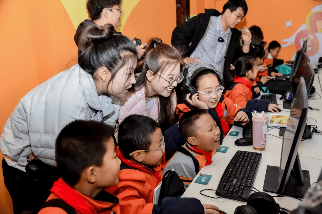 快手公益发布“启智星”计划 将持续投入千万级资金用AI助力500万乡村学生