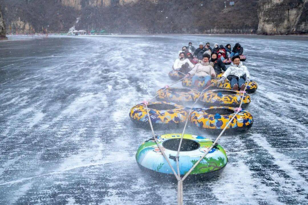 还没玩够？京城这些室外冰场春节还开！攻略来了