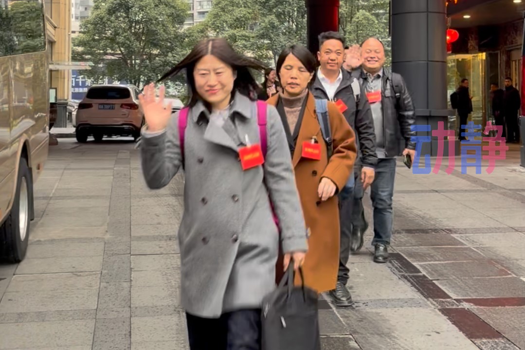 共赴春天的盛会 贵州省出席全国两会代表委员赴京