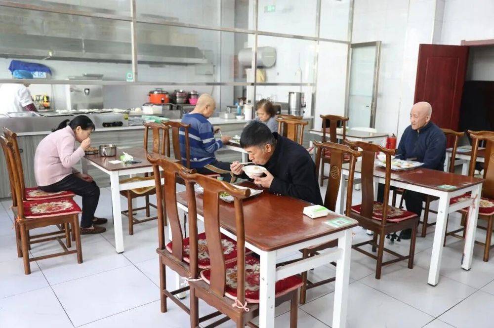 银发老人的贴心驿站！