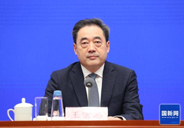 国家能源局局长：“每让人工智能生成5秒高清视频，用电量相当于充满10部手机”