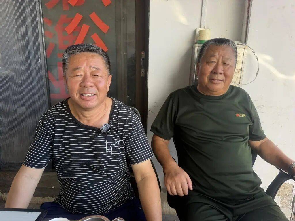 船员月薪15000元！青岛老李家两兄弟，有四艘钢壳渔船、30多员工，备战开海→